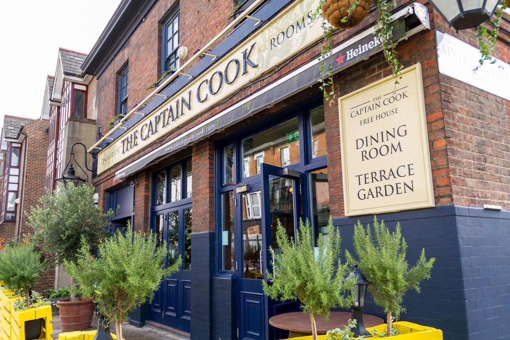 The Captain Cook London Exterior photo
